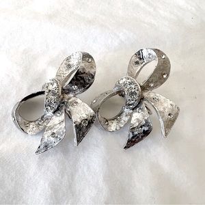 *4/$20* Vintage Silver Tone Rhinestone Bow Clip On Earrings